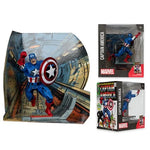 Marvel Wave 2 Captain America Captain America #100 1:10 Scale Posed Figure with Scene BY MCFARLANE TOYS